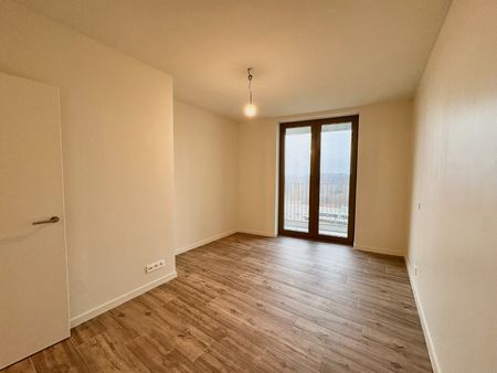 Twee slaapkamer appartement met panoramisch zicht - Photo 3