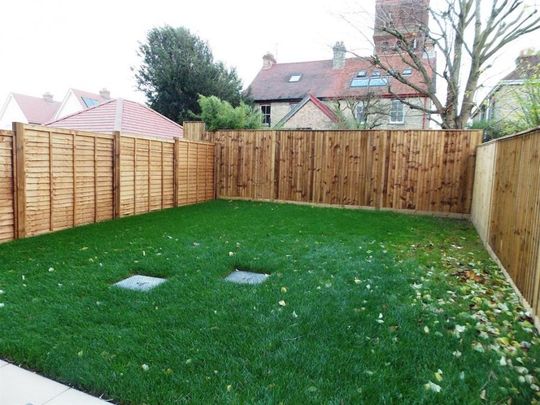 Debden Road, Saffron Walden, Essex - Photo 1