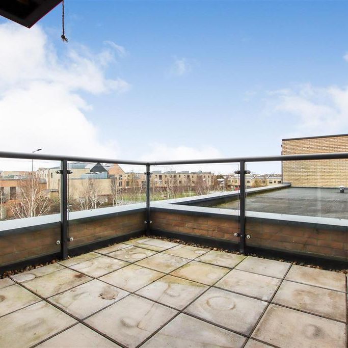 2 bedroom flat to rent - Photo 1
