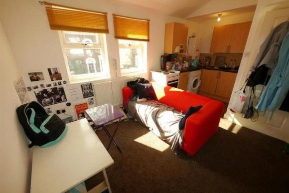 1 Bed - Brudenell Road, Leeds, Ls6 - Photo 1