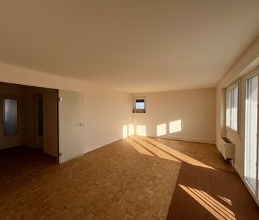 Location Appartement 3 pièces 79m² - Photo 2
