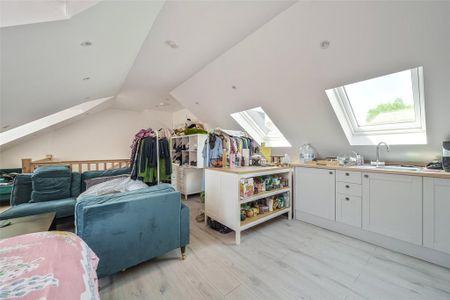 Studio to rent - Photo 5