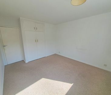 Guest Avenue, Poole, - Photo 3