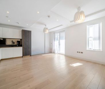 2 bedroom flat to rent - Photo 3