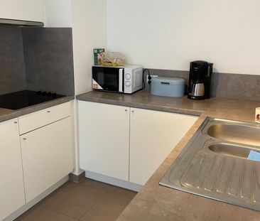 Rustig gelegen twee-slaapkamer appartement + autostandplaats - Photo 5