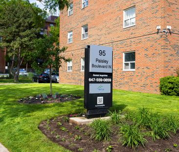 Draydon Manor - Photo 4