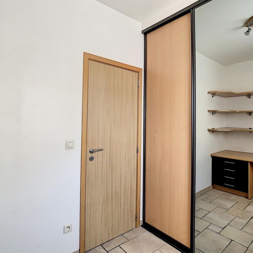 Appartement met 2 slaapkamers op toplocatie! - Photo 1