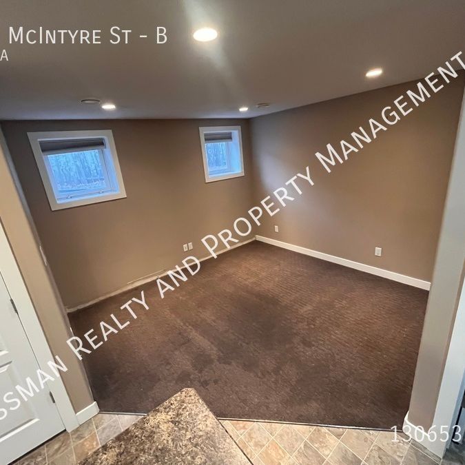 1 Bed, 1 bath Basement suite located in Churchill downs - Photo 1