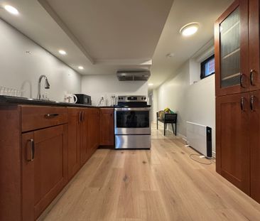 For Lease - 229 Caledonia Road Unit# lower, Toronto, Ontario - Photo 3