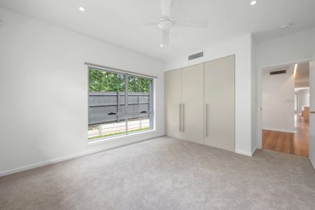 15 Playfair Street, Tarragindi. - Photo 5