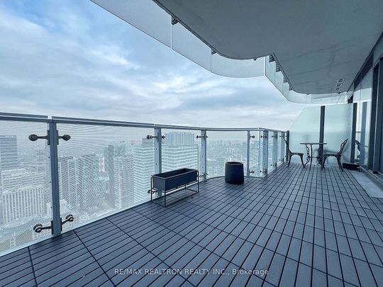 For Lease - 1 Bloor Street Unit# 5702, Toronto, Ontario - Photo 1