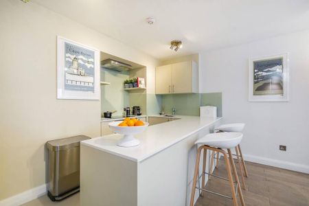 2 bedroom flat to rent - Photo 5