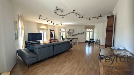 Location Appartement 4 pièces 144m² PERPIGNAN 66000 - Photo 3