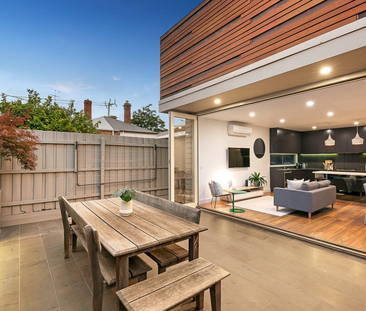 166 Pickles Street, South Melbourne VIC 3205 - House For Rent | Domain - Photo 1