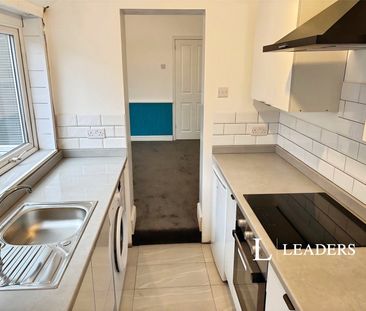 2 bedroom house to rent Gresty Terrace, Crewe, Cheshire, CW1 - Photo 4