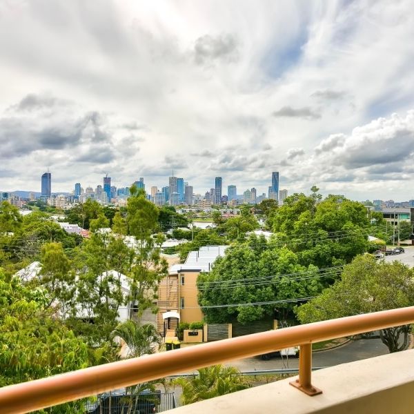 Boutique Apartment with full City & River views! - Photo 1