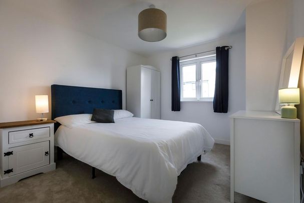 3 bedroom semi-detached house to rent - Photo 1