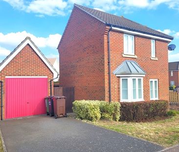 3 Bedroom House Costessey NR5 to Let - Photo 6