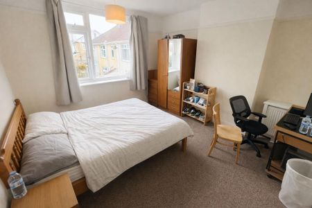 4 bedroom house to rent - Photo 2