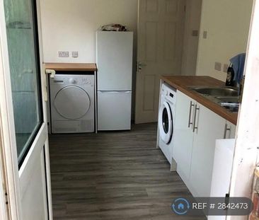 2 bedroom flat to rent - Photo 6