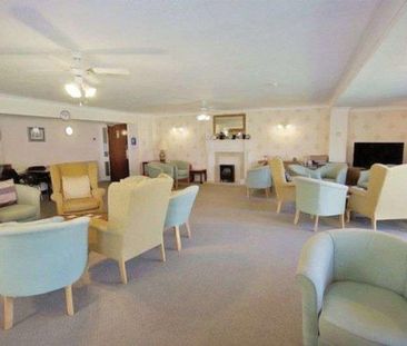 1 Bedroom Apartment - Photo 6