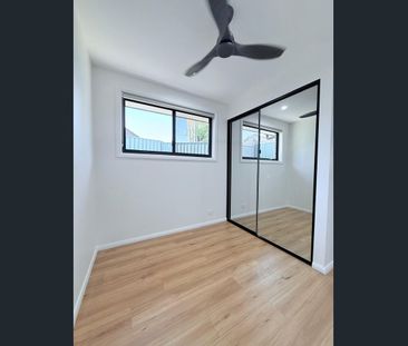 Brand new 2-Bedroom Flat in Convenient Location - Photo 3