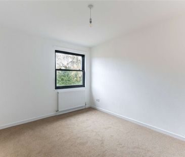 A newly renovated two bedroom house - Photo 6