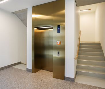 QH Crown: Großzügige 2-Zi.-Wohnung mit Wasserblick auf den Nordhafen - Foto 5