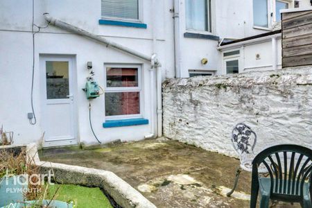 2 bedroom terraced house to rent - Photo 5