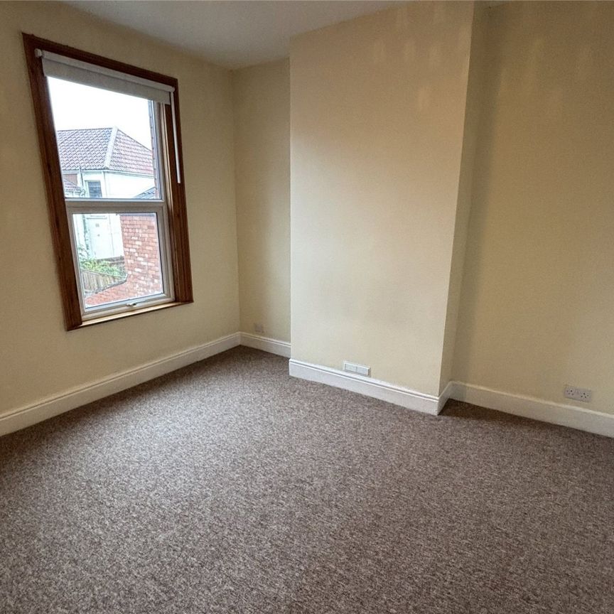 Harrowdene Road, - Photo 1