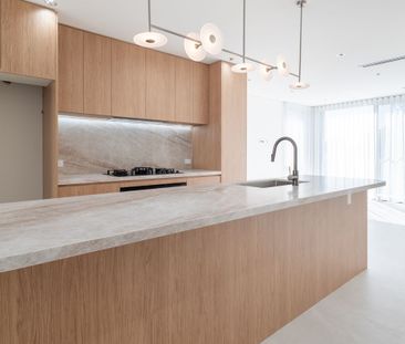 Stunning Brand New 4 Bedroom Duplex | Gorgeous Views - Photo 4