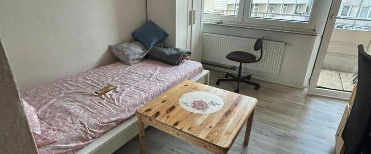 1 Zimmer voll möbliertes Appartement, 19 qm im 2. OG mit Balkon, in Toplage in Kaiserslautern zu vermieten. - Foto 1