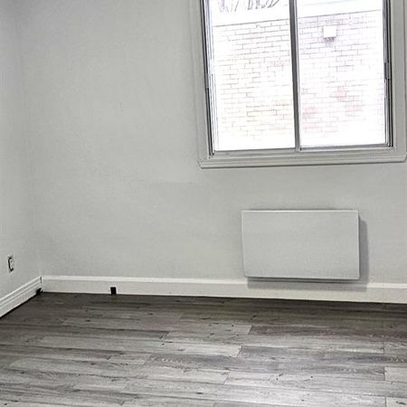 Montréal – Logement 4 1/2 rénové à louer - Photo 3