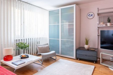 ZIELONY MOKOTÓW. JASNE MIESZKANIE BLISKO CENTRUM 27.5 m² - Фото 2