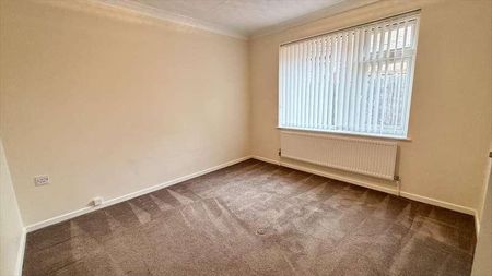 Church Gardens, West Row, Bury St. Edmunds, IP28 - Photo 2