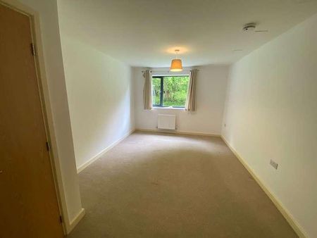 Wilkinson Court Rollason Way Brentwood, CM14 - Photo 5