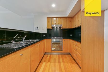 PRIME POSITION WITH MOMENTS TO SHOPS AND BAY RUN...CALL 0421 579 502 - Photo 4