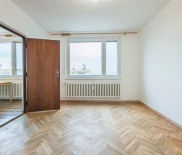 Pronájem bytu 2+1 55 m2 - Fotografie 3