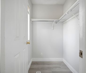 For Lease - 5610 Freshwater Drive, Mississauga, Ontario - Photo 6