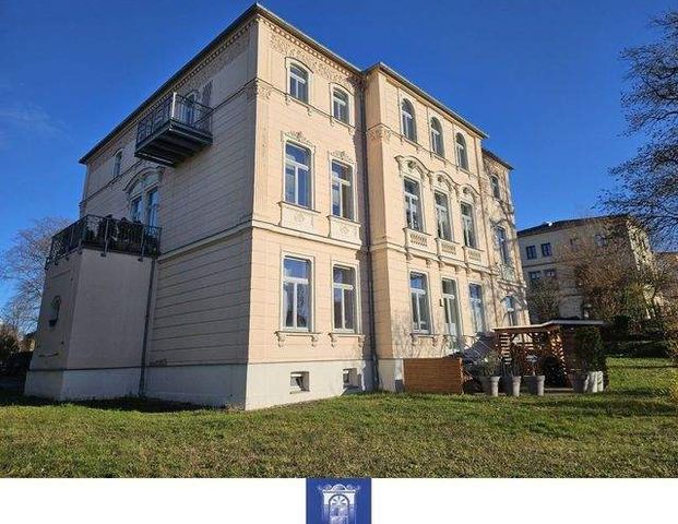 Helles großzügiges Zuhause mit Terrasse, Kamin, Bad mit Wanne und Dusche! - Foto 1