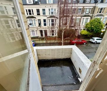 1 Bed Flat, Matheson Road, W14 - Photo 6