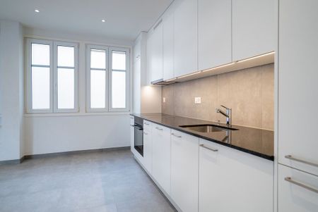 Very nice bright 2.5 room apartment on the 2nd floor - Photo 3