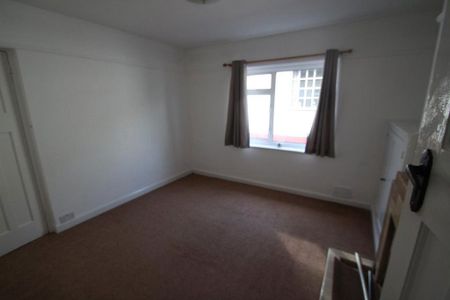 3 bedroom bungalow to rent - Photo 3