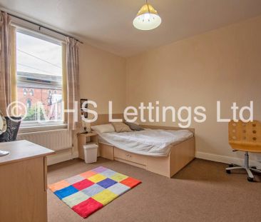 4 Bedroom Mid Terraced House for rent in Royal Park Road - Photo 5