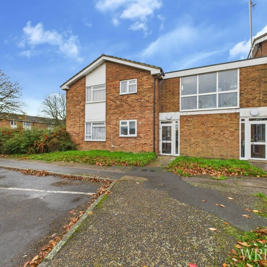 2 bedroom Flat - Dehavilland Close, Hatfield - Photo 1