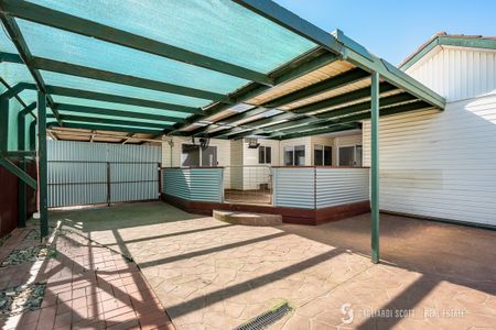 3 BEDROOM HOME - Photo 2