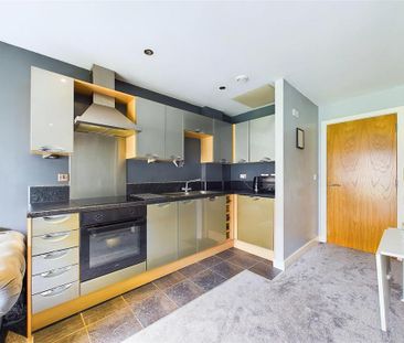 Studio to rent - Photo 6