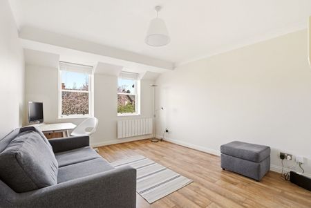 Available part-furnished from 28/04/2026 - Photo 4