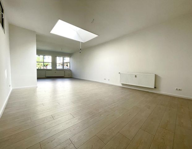 Genügend Platz für die gesamte Familie!5-Zimmer Wohnung in Davenstedt - Photo 1