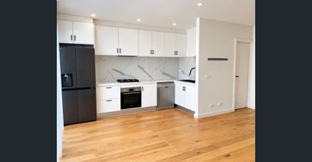 AS NEW ARCHITECTURALLY DESIGNED TOWNHOUSE IN PRIME PRESTON LOCATION - Photo 4